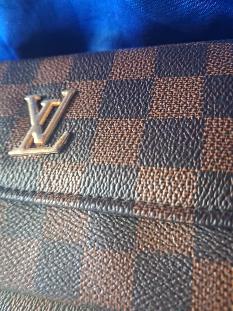 Portfel lv stan bardzo dobry