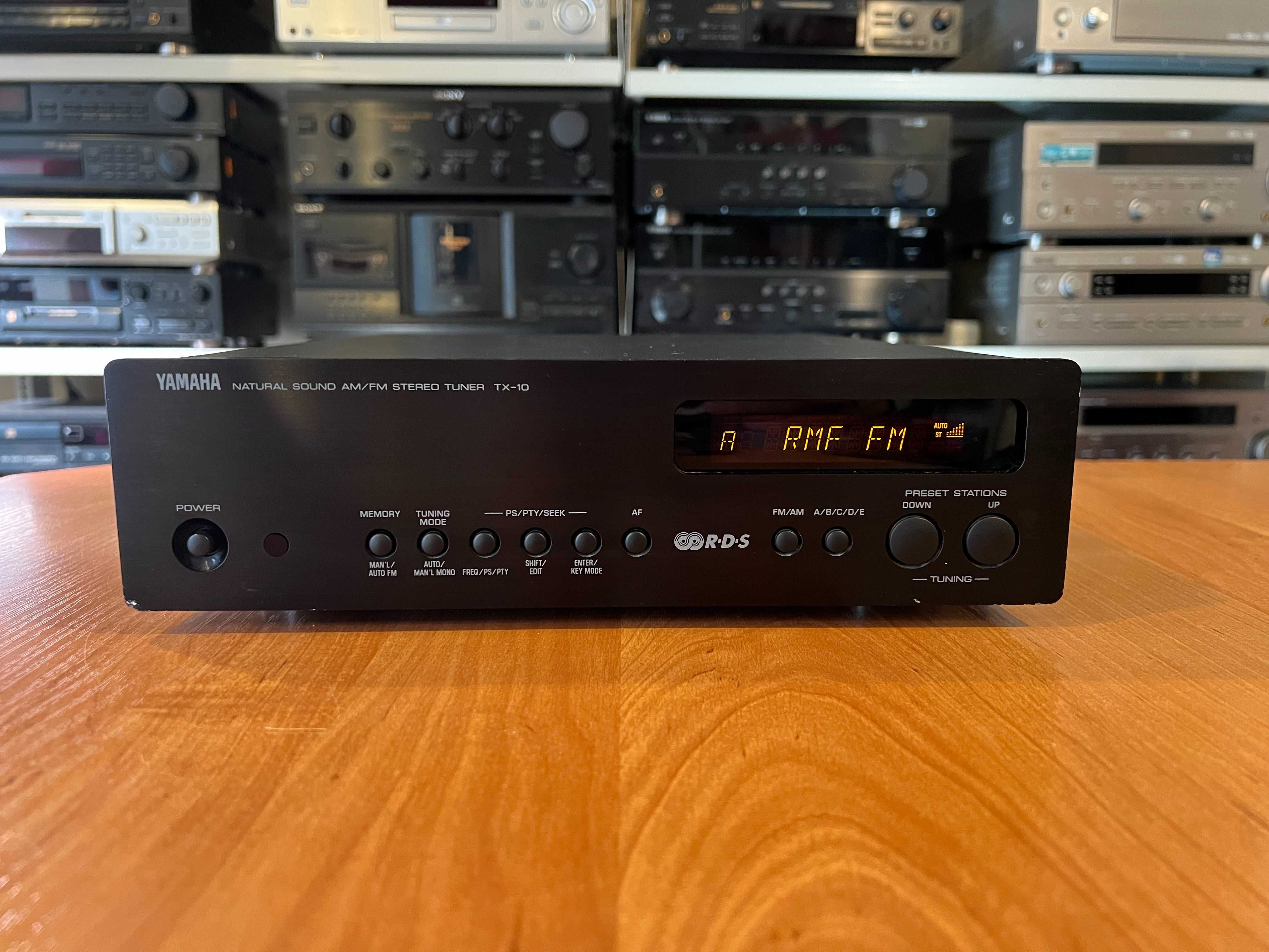Tuner Yamaha TX-10 Audio Room