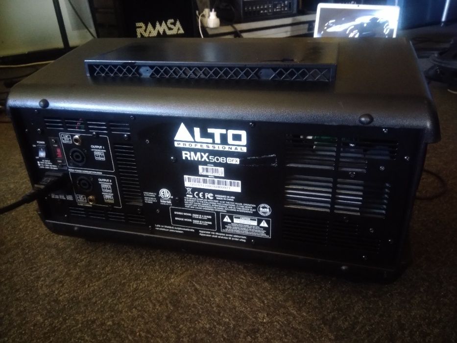 Alto Professional RMX 508FX - Mesa de Som Amplificada 500W