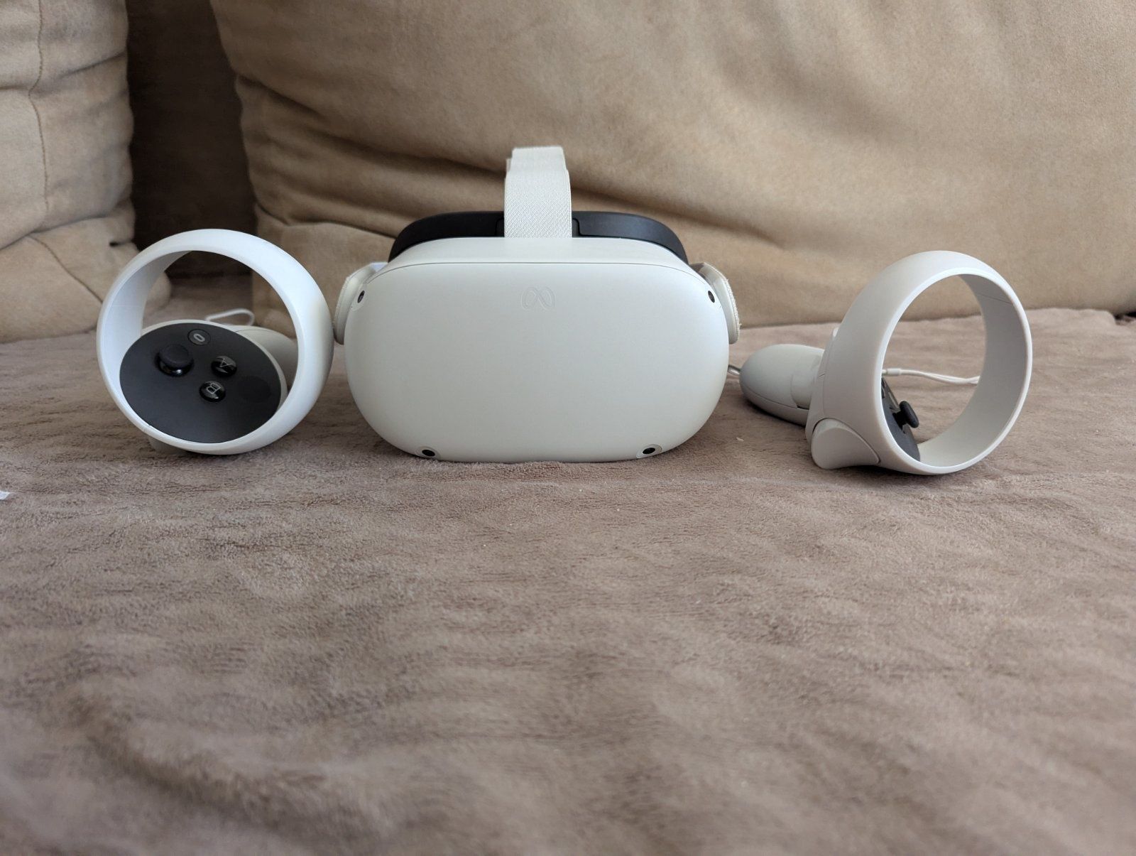 Окуляри віртуальної реальності Oculus-Meta Quest 2 128Gb