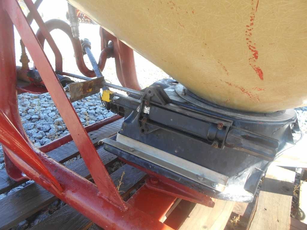 Espalhador de adubo aguirre 1.400L