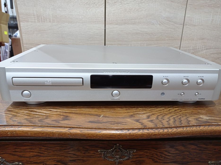 Odtwarzacz CD Marantz.