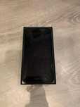 Telefon LG koloru czarnego