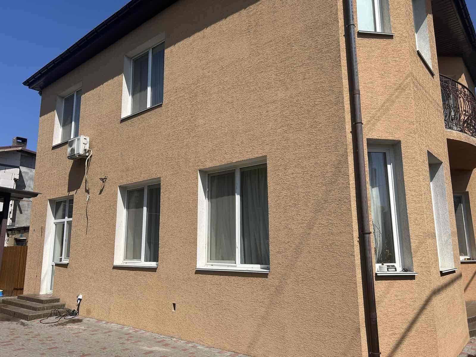 Дом в золотом треугольнике возле моря