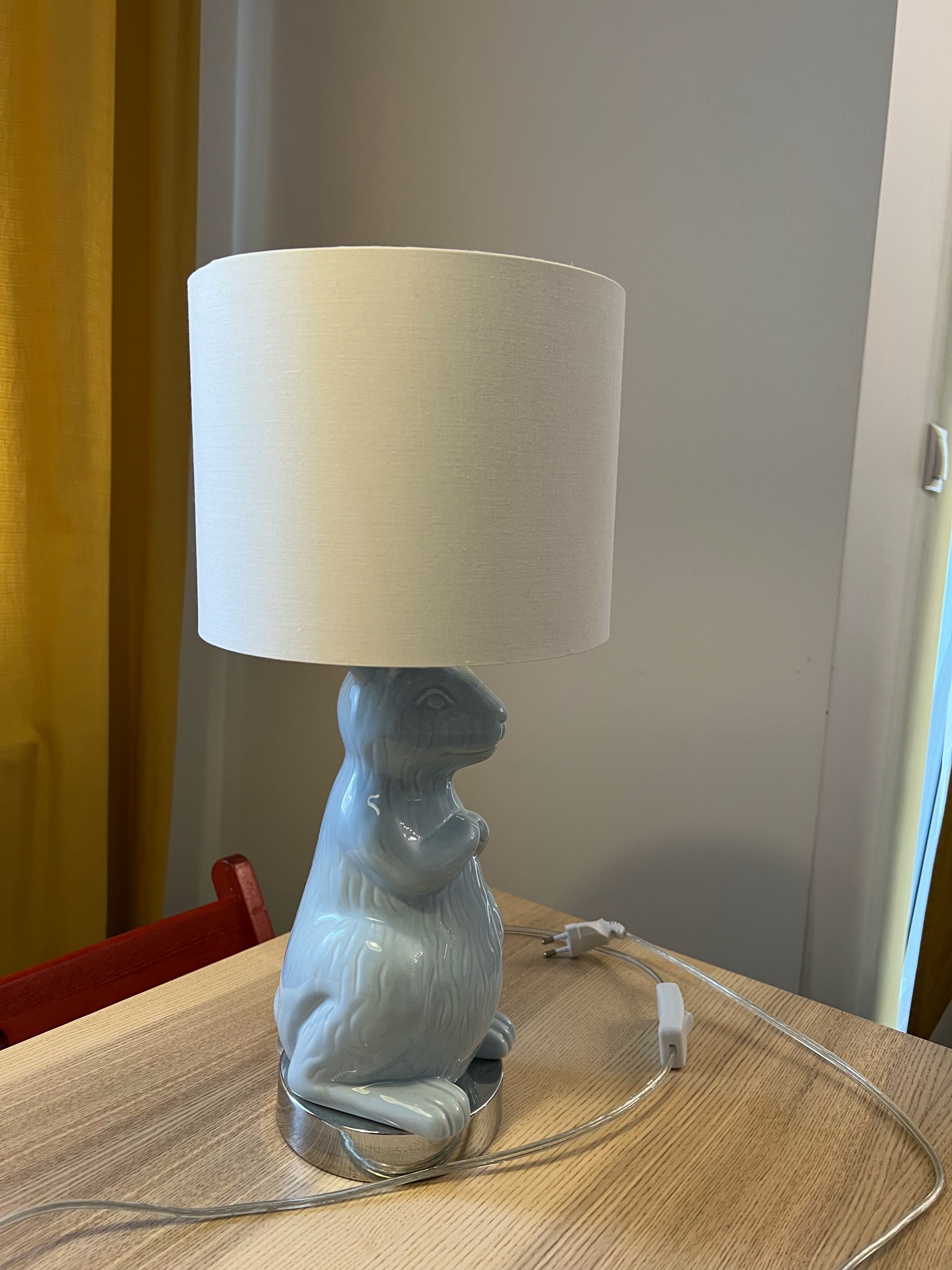 Lampa stołowa królik z tkmaxx