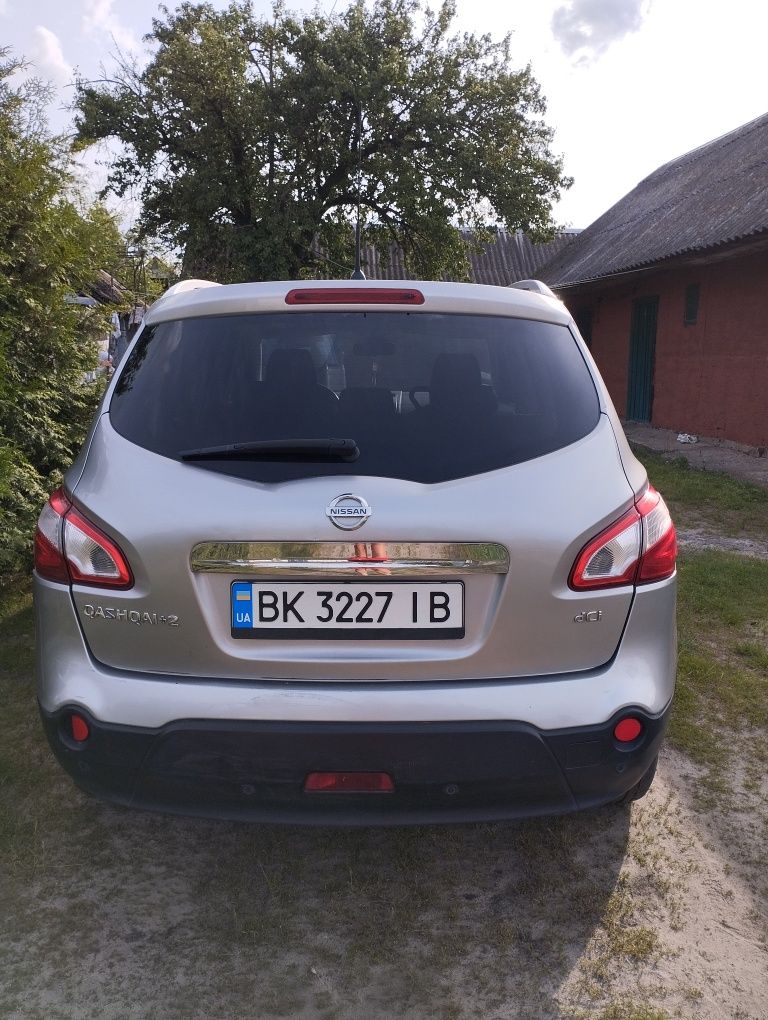 Продам Nissan QAHSQAI+2