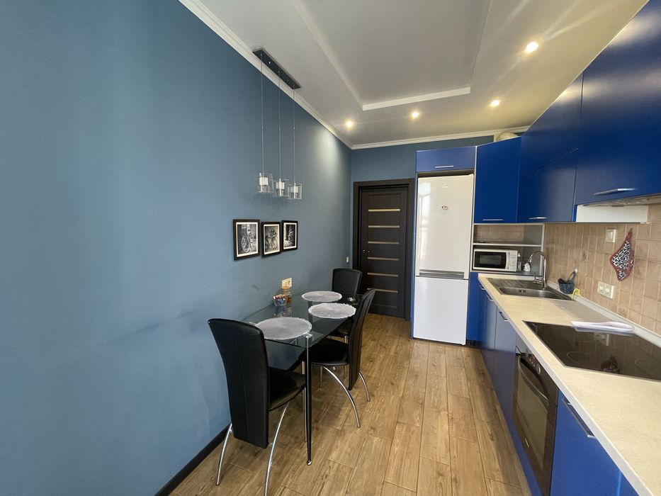 Продаж 1-к кв 50м2 Драгоманова 2б Позняки