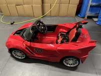Mini-Carro FERRARI Vermelho (2.4G)