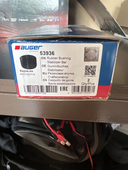 Auger53936 сайлентблок переднього нижнього важеля A4603330314 , клюшки