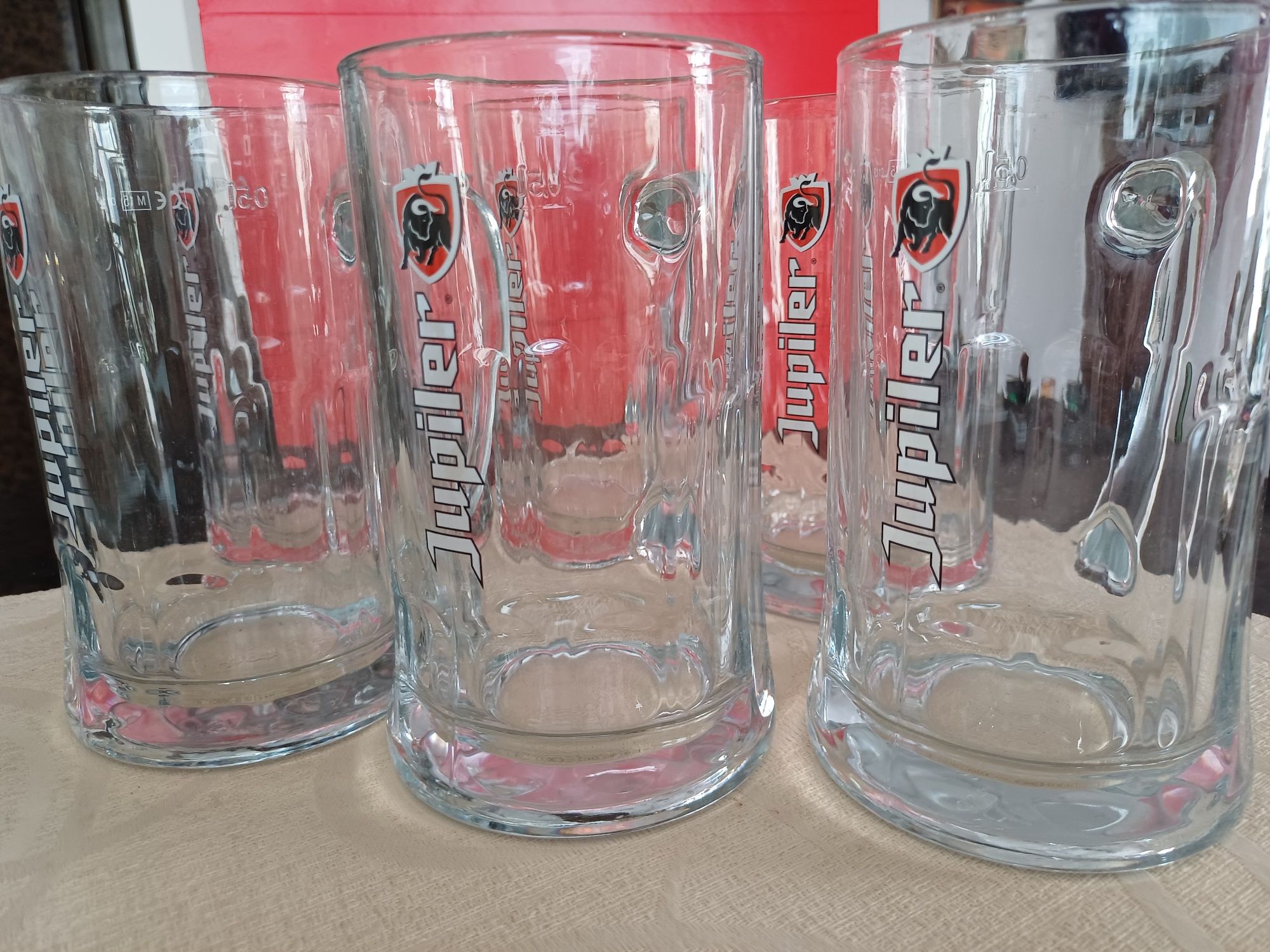 Zestaw kufli do piwa Jupiler