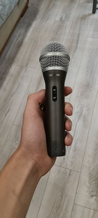 Вокальный микрофон Samson Q2U