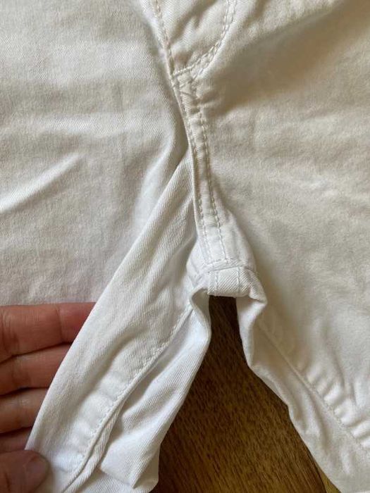 Calvin klein biale spodnie rurki skinny basic capsule xs s 34 36