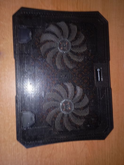 Охолоджувачь для ноутбука GamePro CP413
