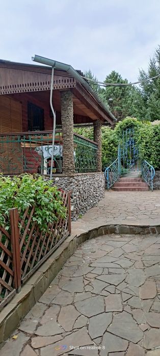 Продам 2этаж. дом 160м.4 комнаты.12соток.