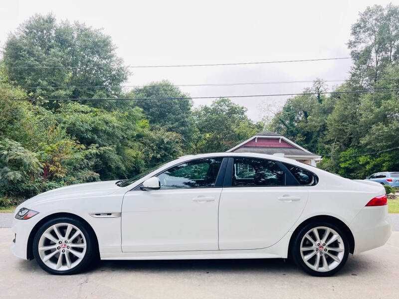 2016  Jaguar  XF