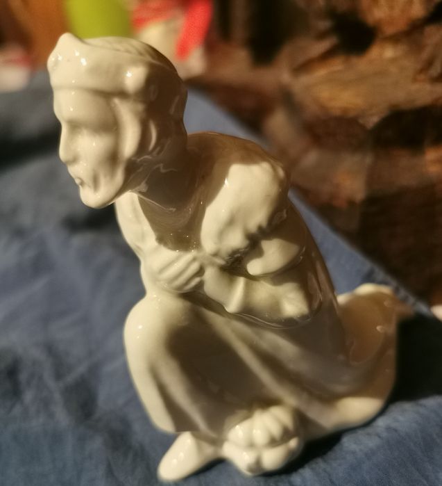 Goebel unikatowa porcelana - figurka króla do szopki lub do ozdoby