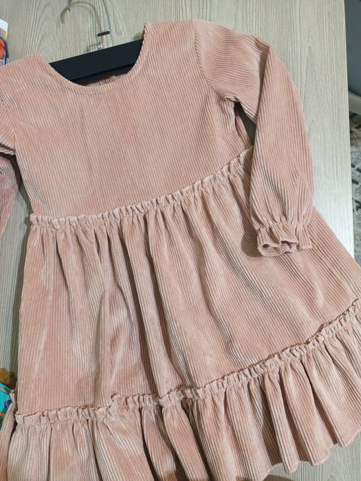 Вельветова сукня на 6 років