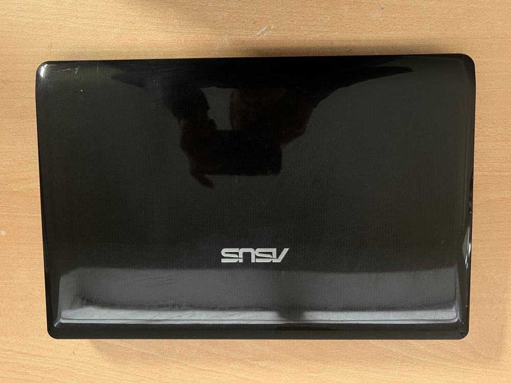 Ноутбук ASUS / AMD Turion II P520 / 4 ГБ / 465 ГБ HDD