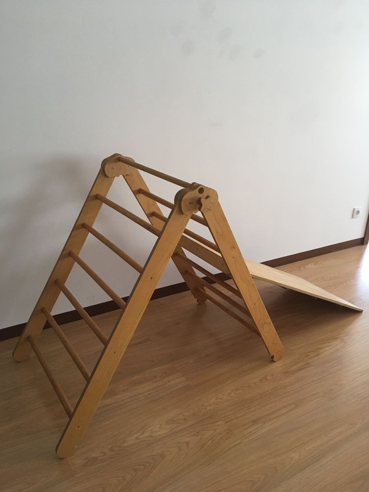 Triângulo Pikler + Escorrega