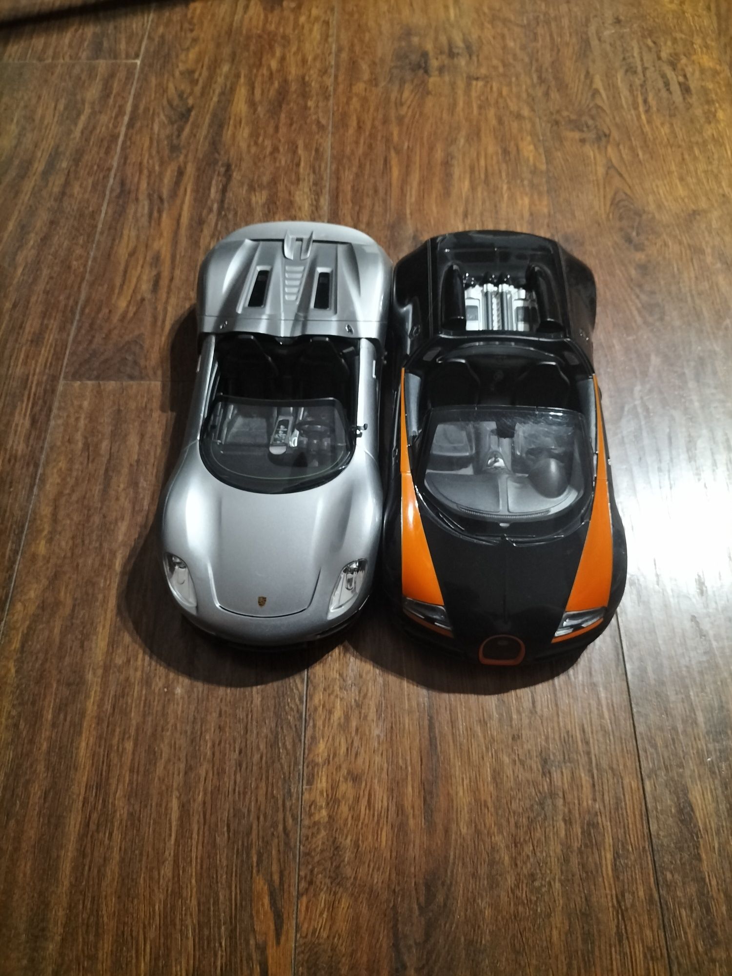 Samochód zabawka Porsche, Bugatti 2szt.