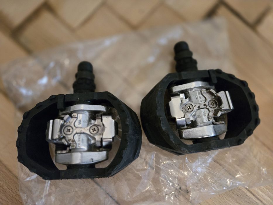 Pedały zatrzaskowe platformy Shimano pd m424, plus buty rowerowe AGU