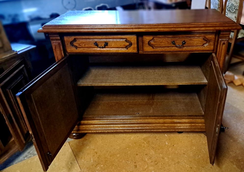 Komoda dębowa  2 drzwiowa