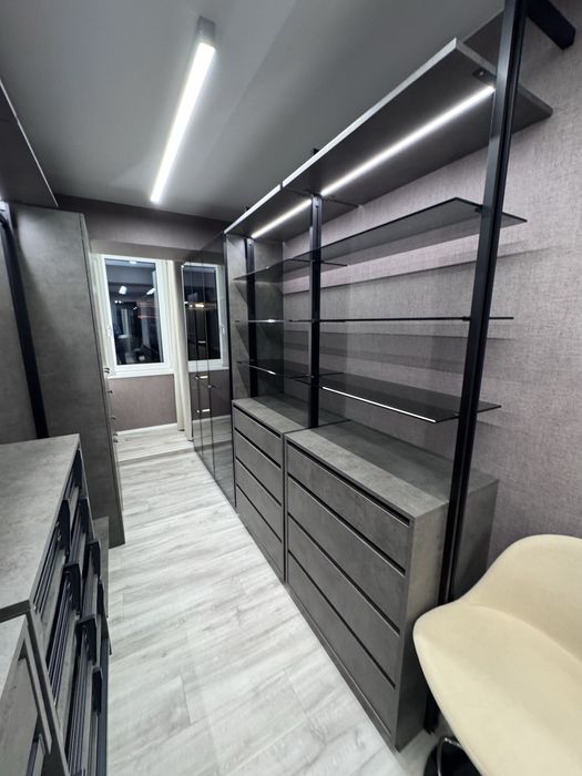 Аренда 3к.кв. Новострой 2000х, м. Центр рынок, Ул. Дмитриевская д.5.