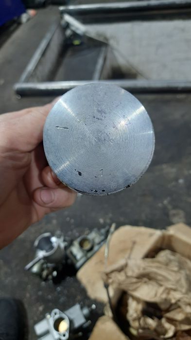 Поршня ЮПИТЕР,карбюраторы