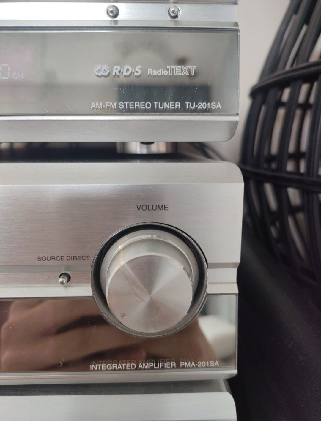 Wieża Denon, wysokiej jakości audio wieza z głośnikami