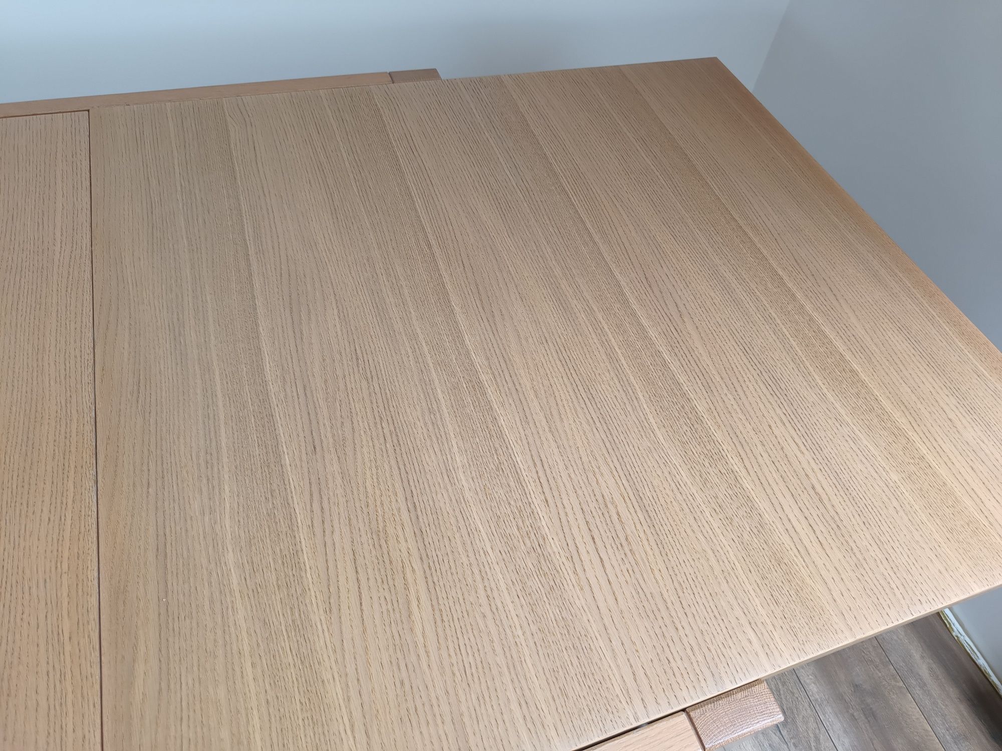 Dębowy stół 90/90 cm