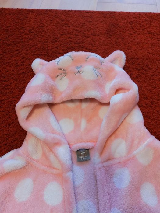 Szlafrok dziewczęcy 122/ 128 bdb/ jak nowy