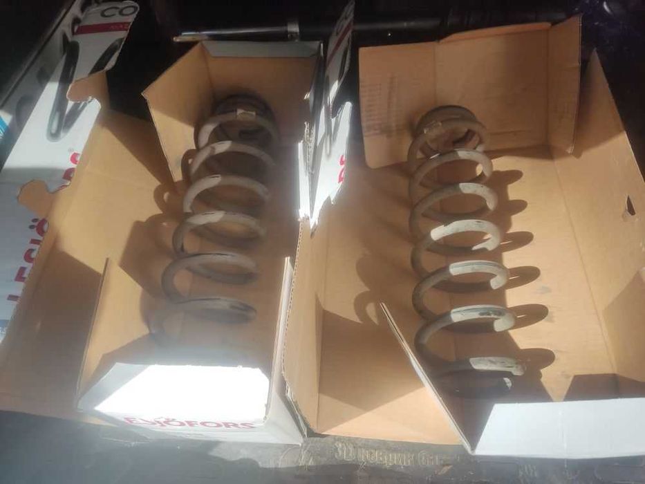 Пружини vw passat b8 оригинал перед и зад