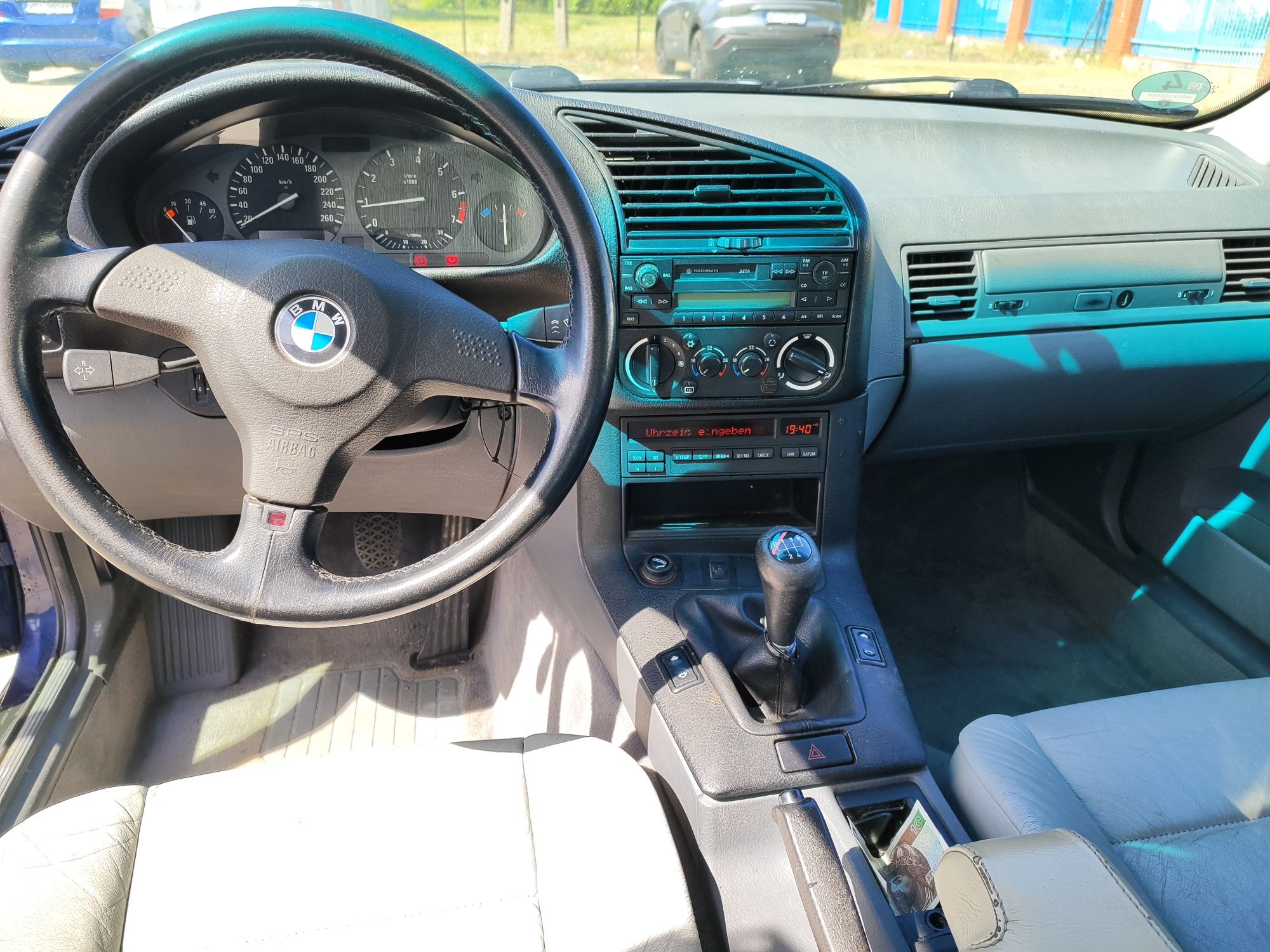 Sprzedam BMW E36 2.0 skóry klima