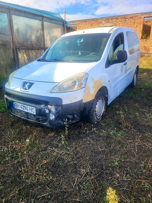 Peugeot Partner 2008 пасажир