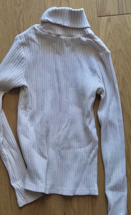 Golf dziewczęcy kremowy na wzrost 130cm