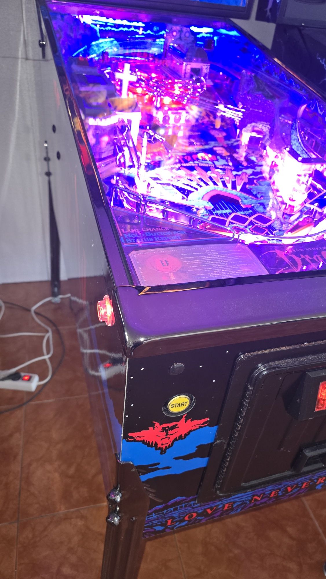 Venda e aluguer flipper , bilhares,  matrecos,  máquinas bo