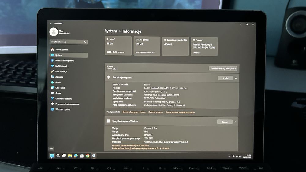 Laptop tablet Microsoft Surface GO 2 4/64gb