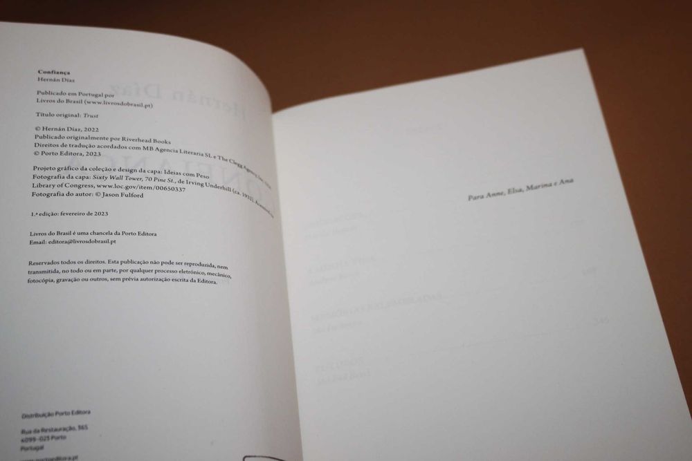 ' Confiança // Hernán Días