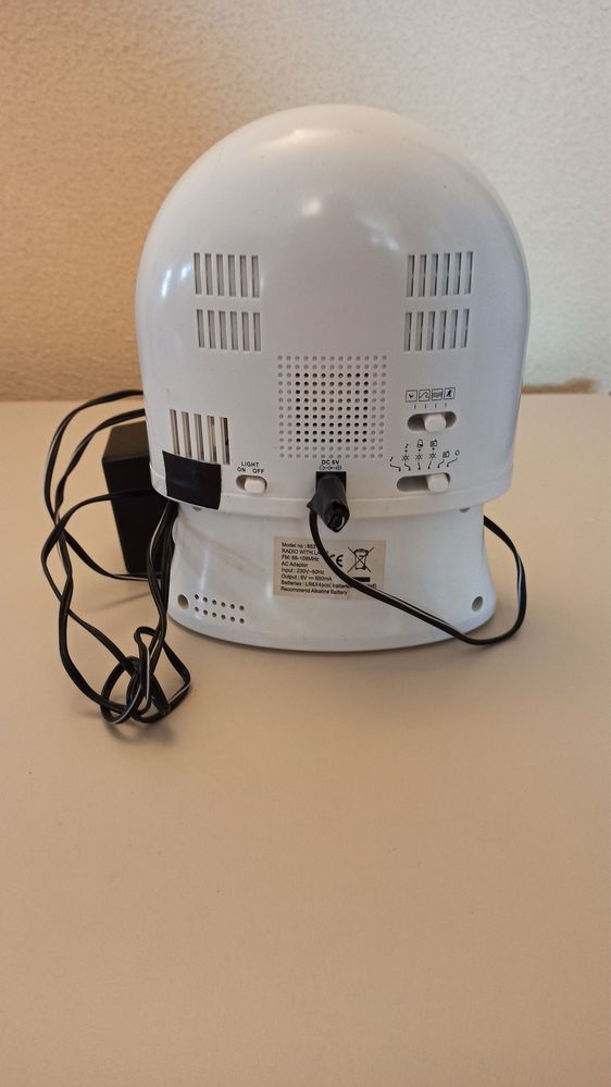 Rádio Despertador / Relógio / Candeeiro / 220V
