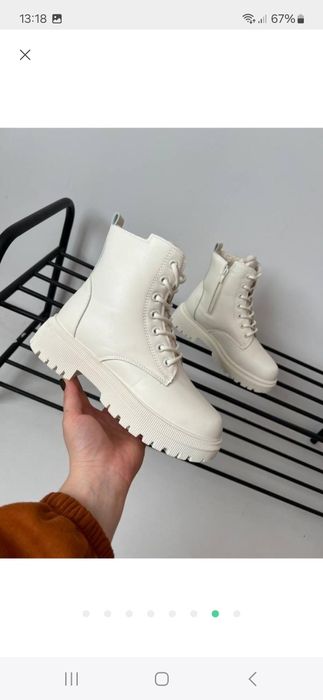 Нові черевики на хутрі (ботинки)