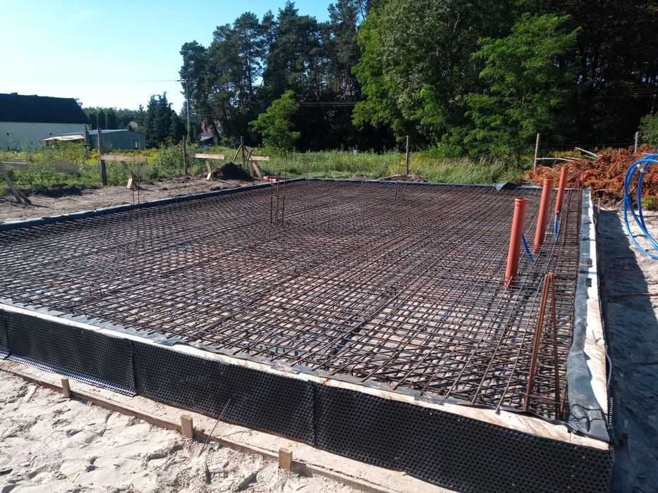 Budowa stanu surowego