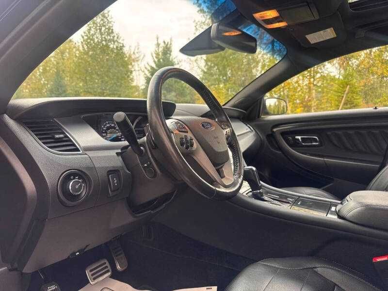 2016 Ford Taurus SHO