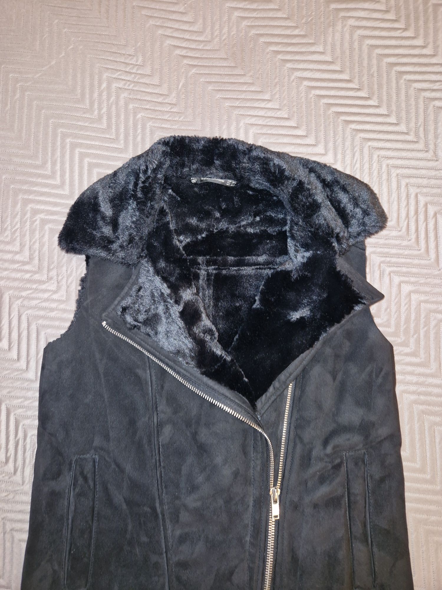 Zara outerwear XS-S 34-36 kamizelka bezrękawnik zamsz futerko czarne