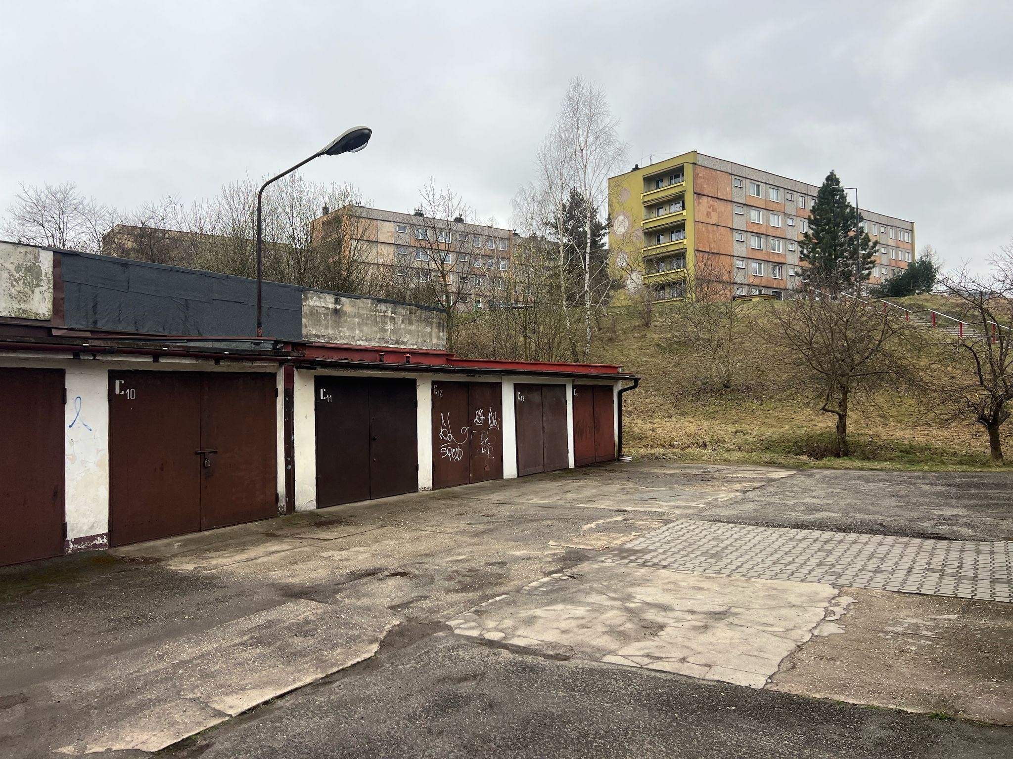 Garaż murowany Rybnik ul. Boczna osiedle Wrębowa Niedobczyce z prądem