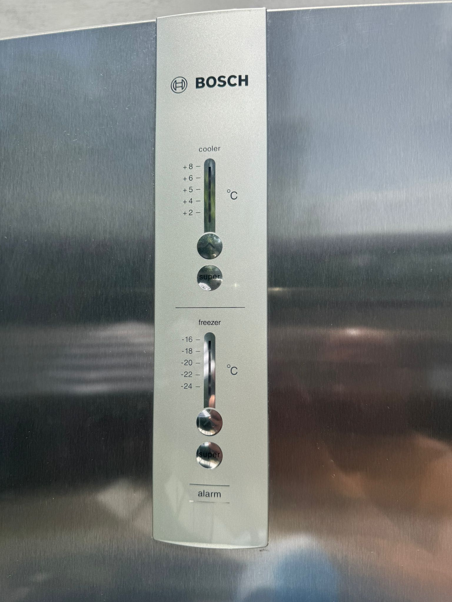 Lodówko-zamrażarka Bosch KGN39AI20