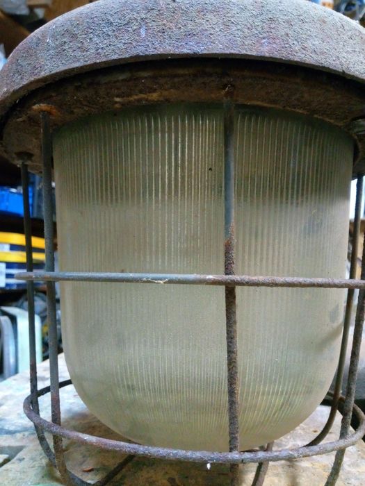 Lampa wisząca stara sufitowa ciężka żeliwna pokrywa grube szkło