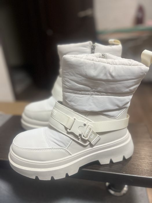 Дутіки зимові 38-39 р.