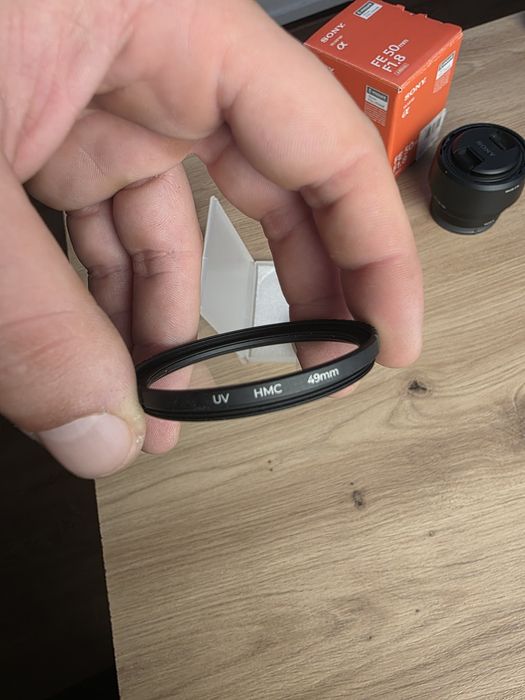 Lente Sony FE 50mm F1.8 + 2 Filtros (CPL + UV) - Novo!