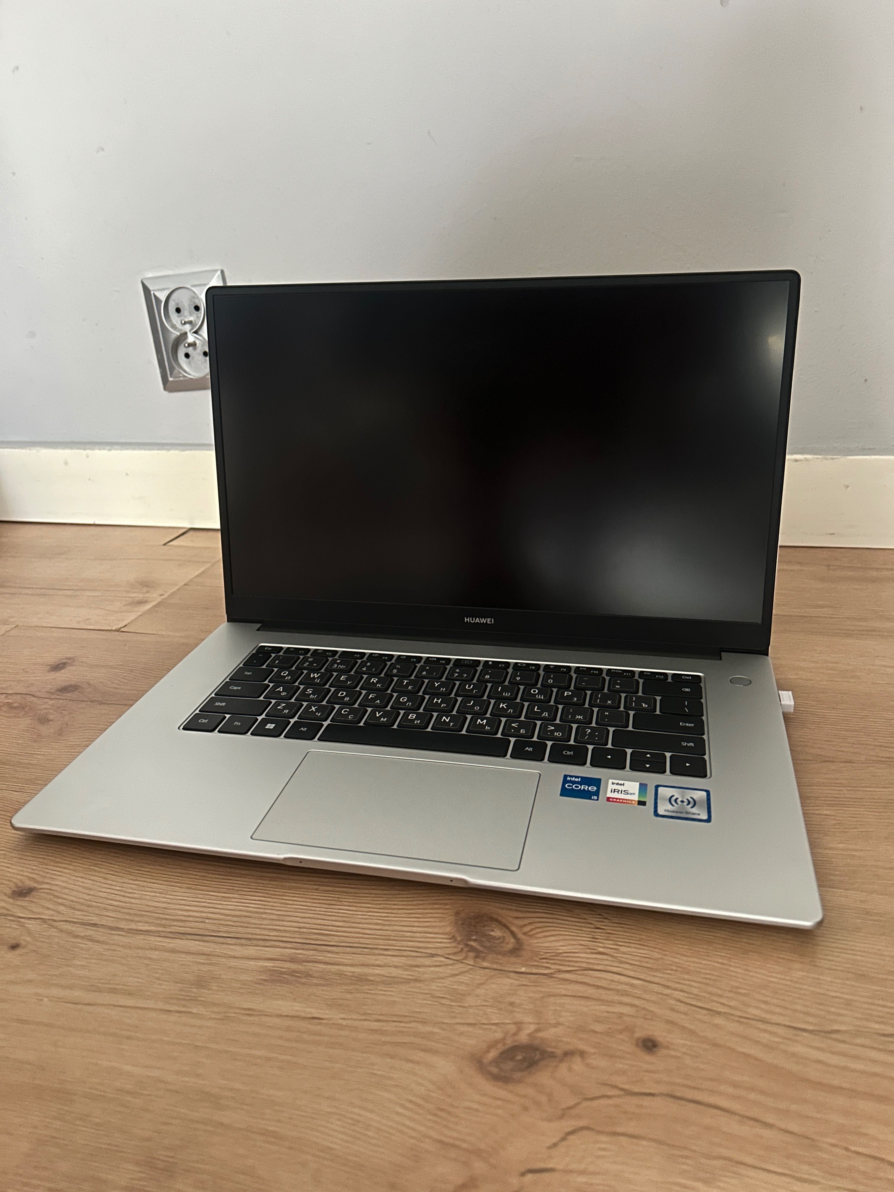 Laptop Huawei D15