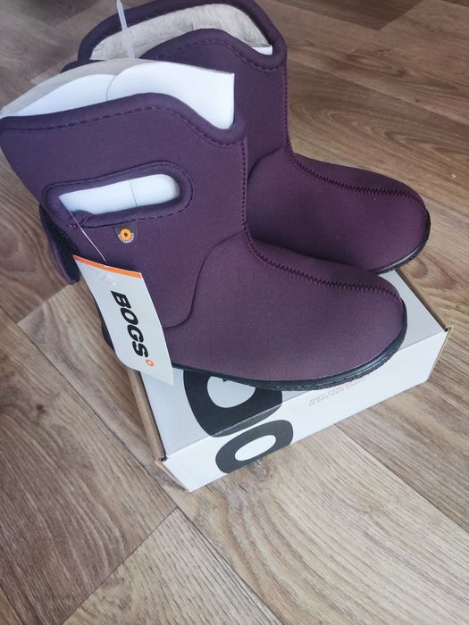 Продам нові демісезонне взуття для діток.